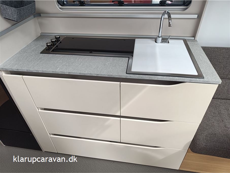 Adria Adora 613 UT